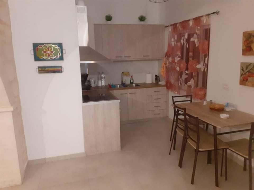 Maria'S Villa Mirsini  Kültér fotó